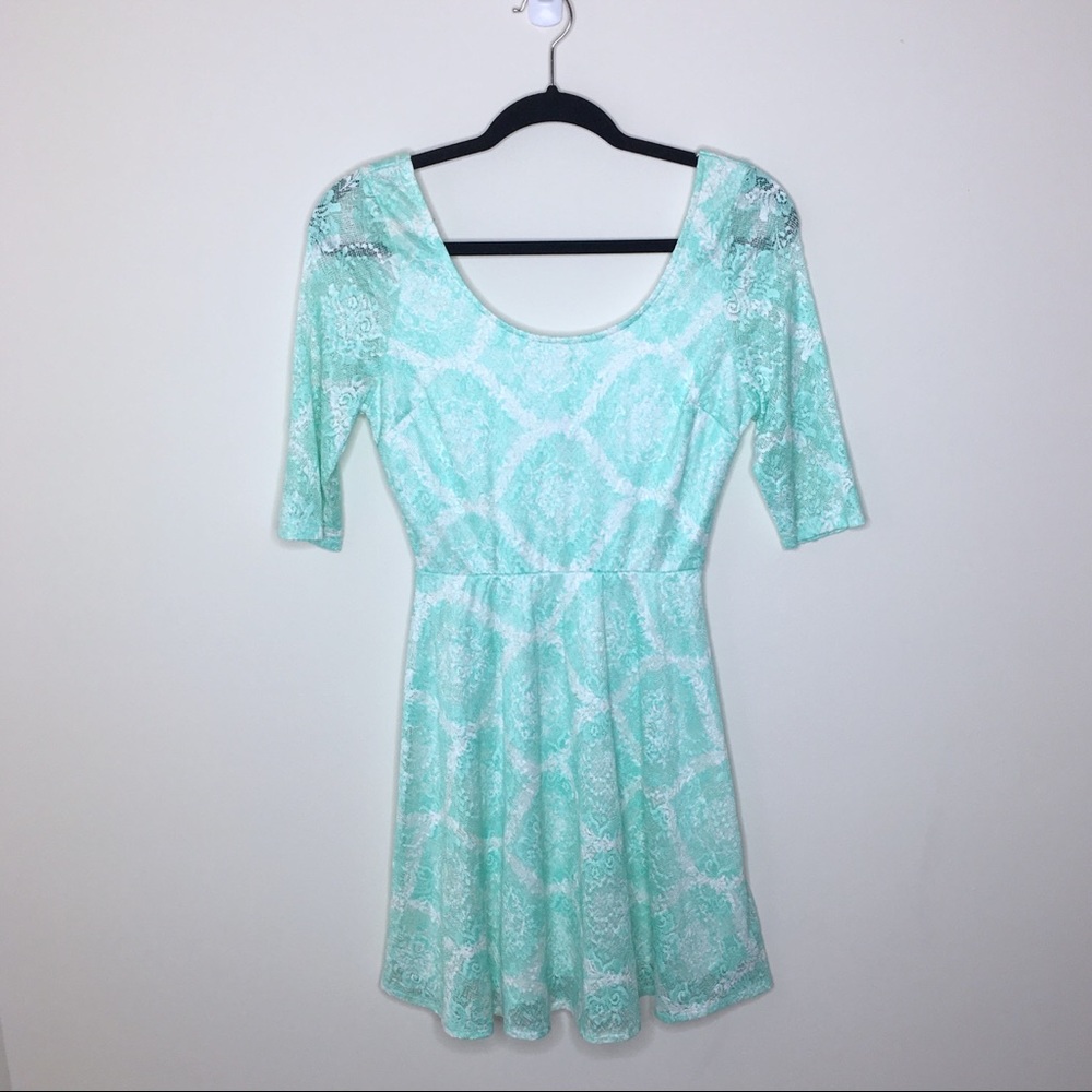 💗5 FOR $12💗 Francesca’s Alya summer dress